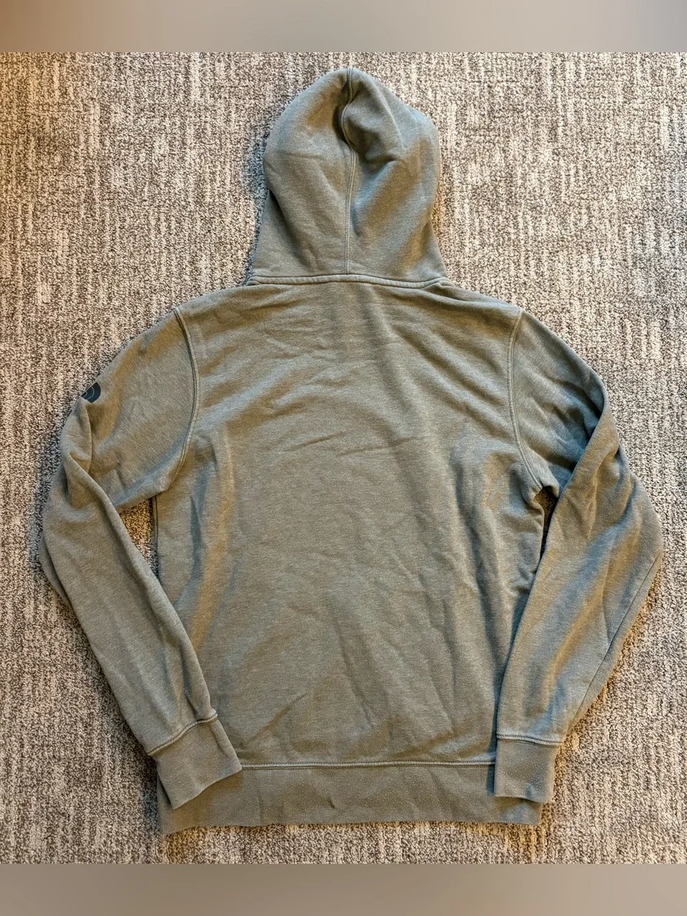 The North Face men’s size small solid olive green hoodie hooded sweatshirt